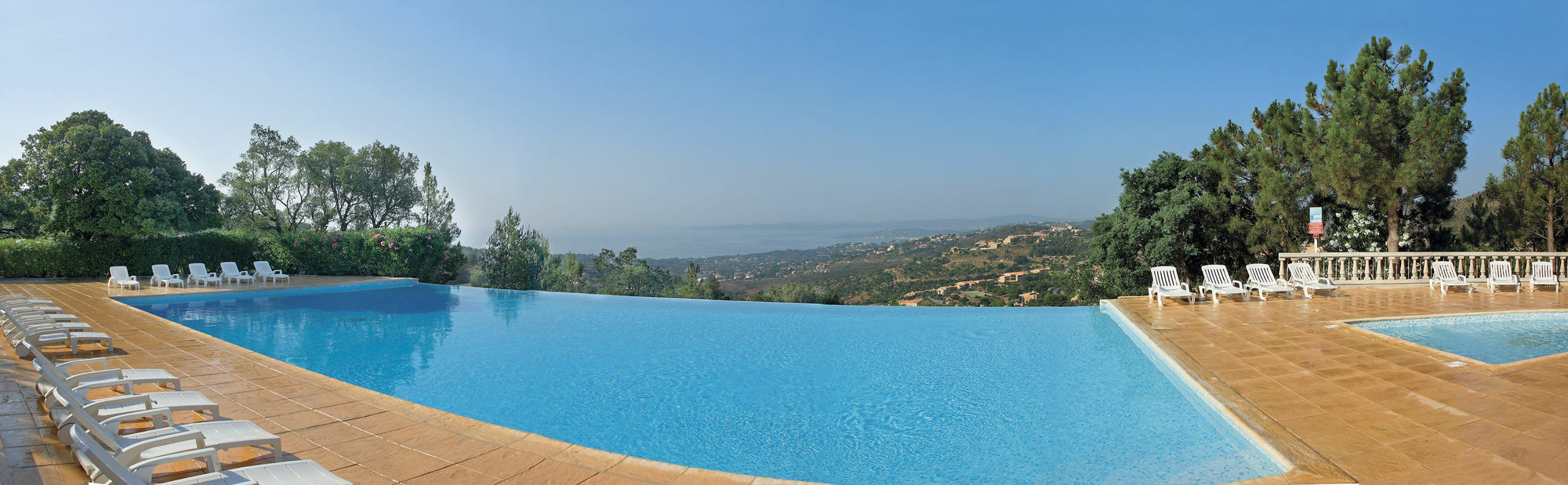 Residence Pierre & Vacances Les Terrasses Des Issambres Les Issambres Exteriér fotografie