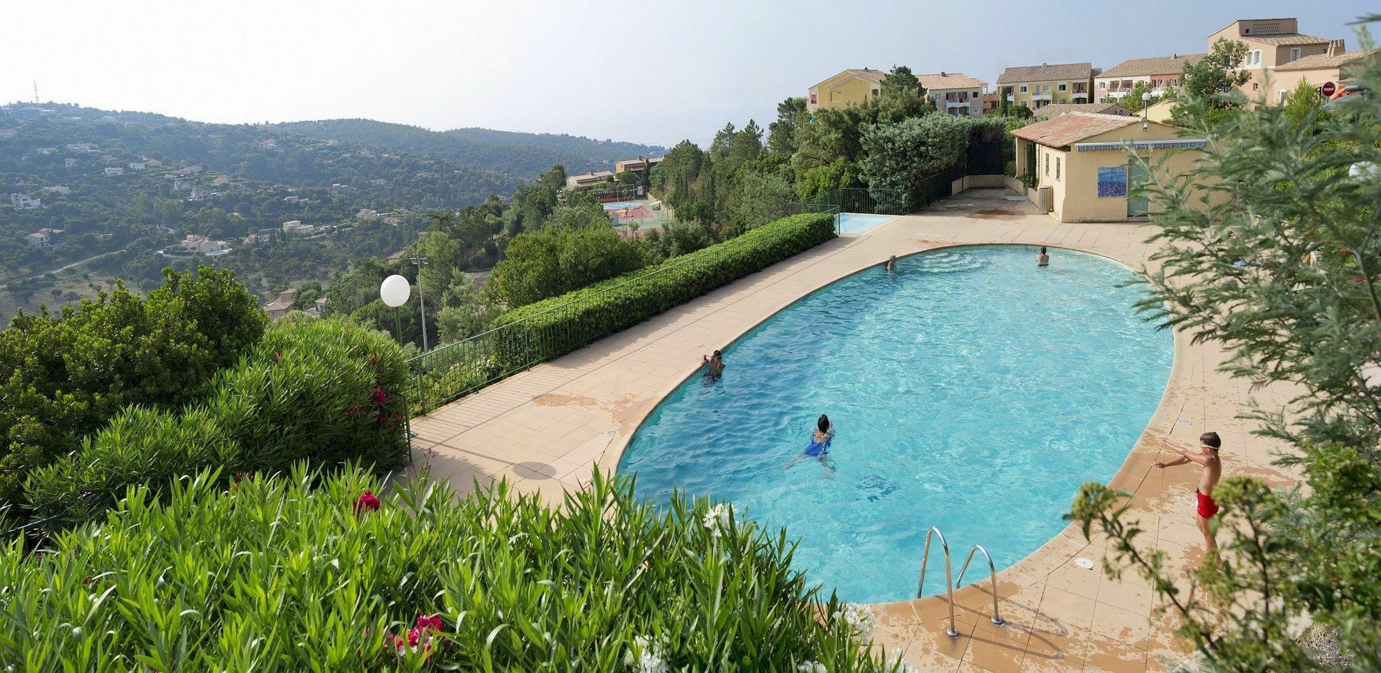 Residence Pierre & Vacances Les Terrasses Des Issambres Les Issambres Exteriér fotografie